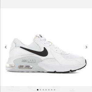 WOMEN'S NIKE AIR MAX EXCEE SNEAKERS